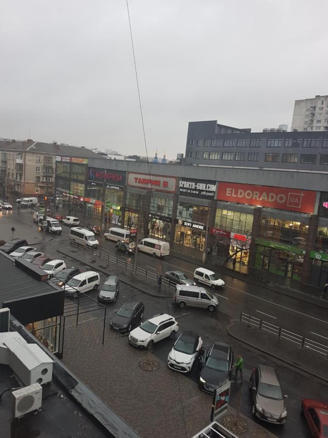 דירות Khmelʼnytsʼkyy 2Х Комнатная С Ремонтом В Центре.Renovated, Center מראה חיצוני תמונה