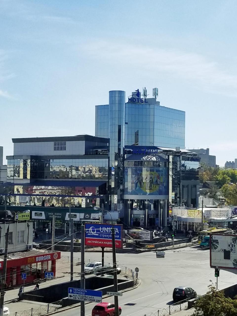 דירות Khmelʼnytsʼkyy 2Х Комнатная С Ремонтом В Центре.Renovated, Center מראה חיצוני תמונה